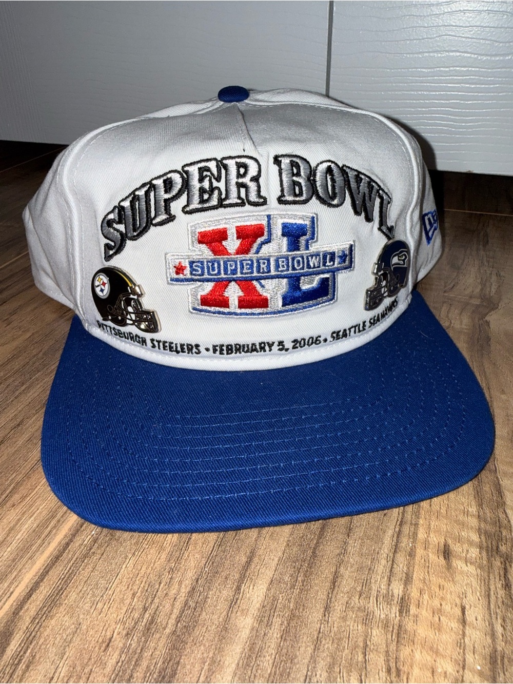 New Era Super Bowl XL Snapback - White, Blue and Red Accents